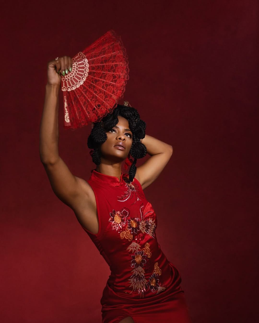 Post 5 by Da Flex Queen on Instagram (carousel)