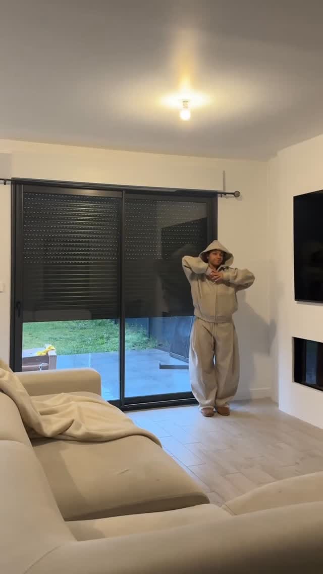 Post 10 by Rideaux sur mesure / Rail wave on Instagram (video)