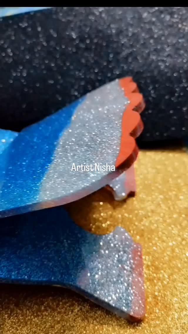 Post 3 by @artist.nisha on Instagram (video)