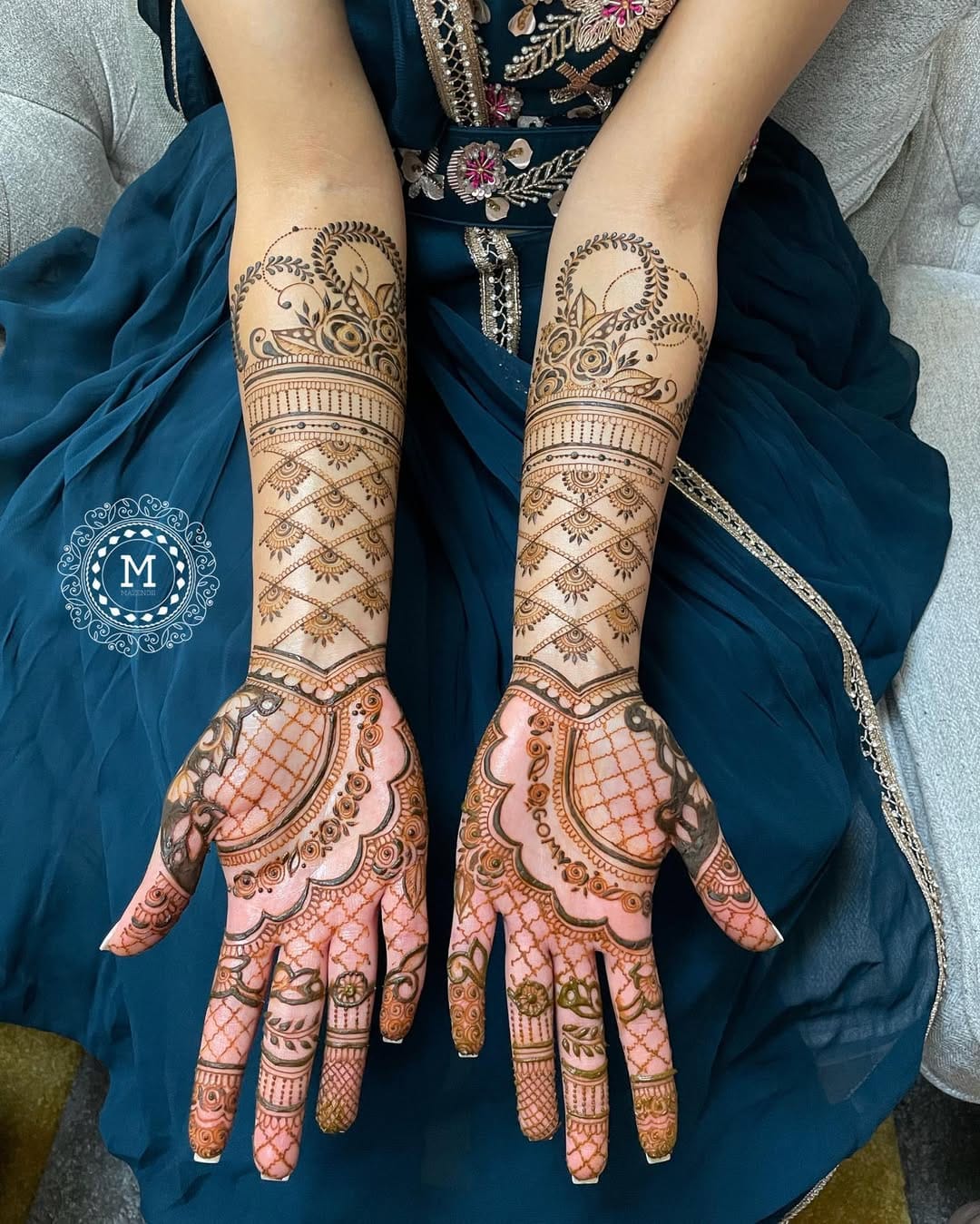 Post 6 by Hobby Of Henna 🖤 on Instagram (image)
