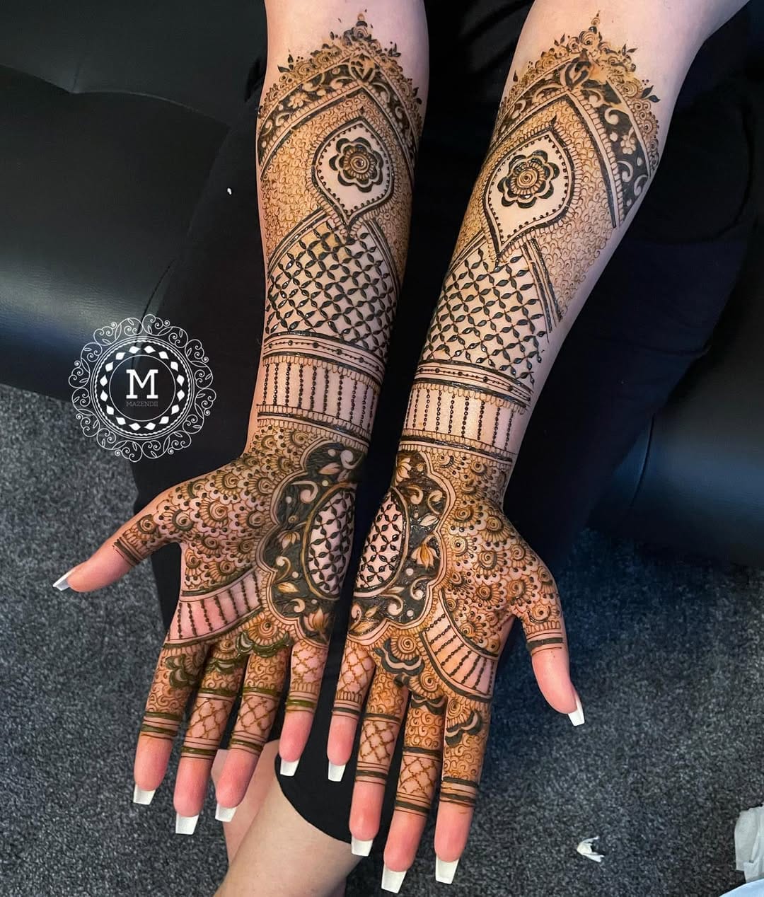 Post 7 by Hobby Of Henna 🖤 on Instagram (image)