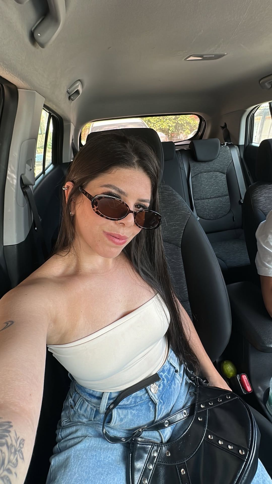 Post 2 by Katrine Almeida on Instagram (video)