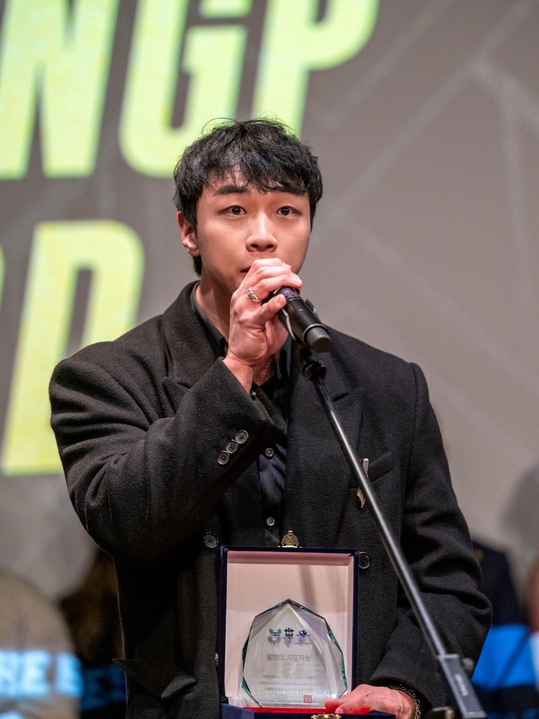 Post 2 by 스포츠모델 강성균 [서울 강동PT / 길동PT / 대회준비 / 바디프로필 / 포징레슨] on Instagram (carousel)