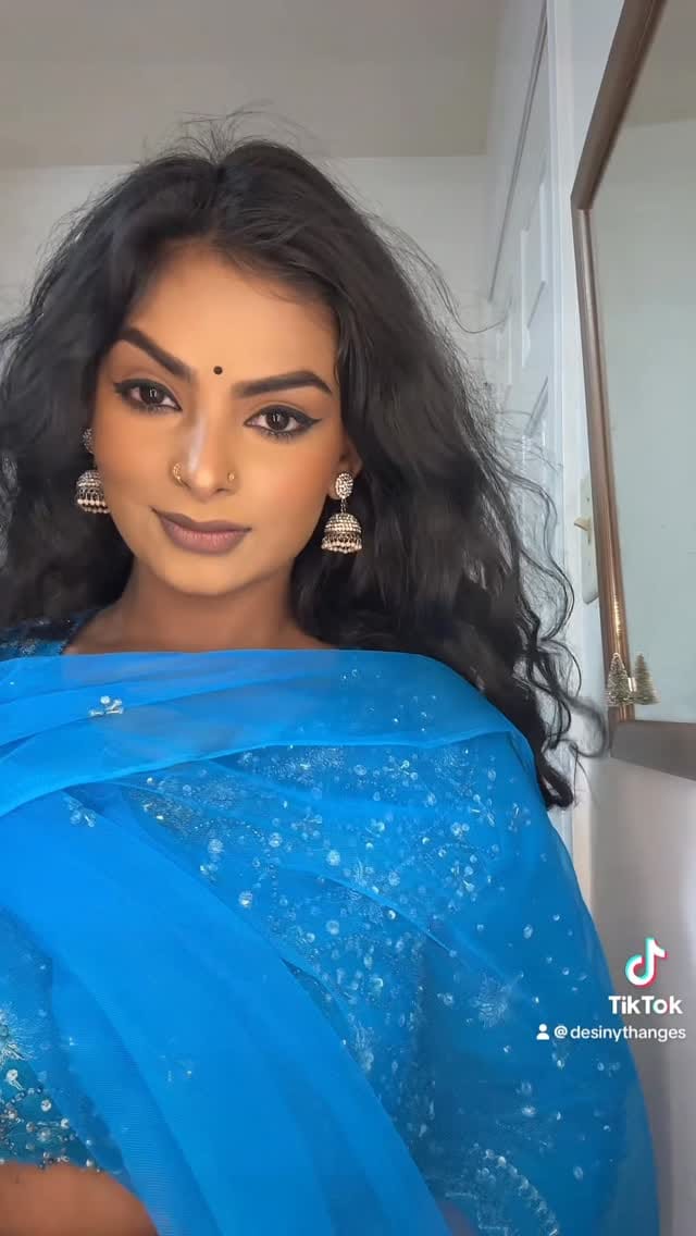 Post 8 by Makeupbydesu on Instagram (video)