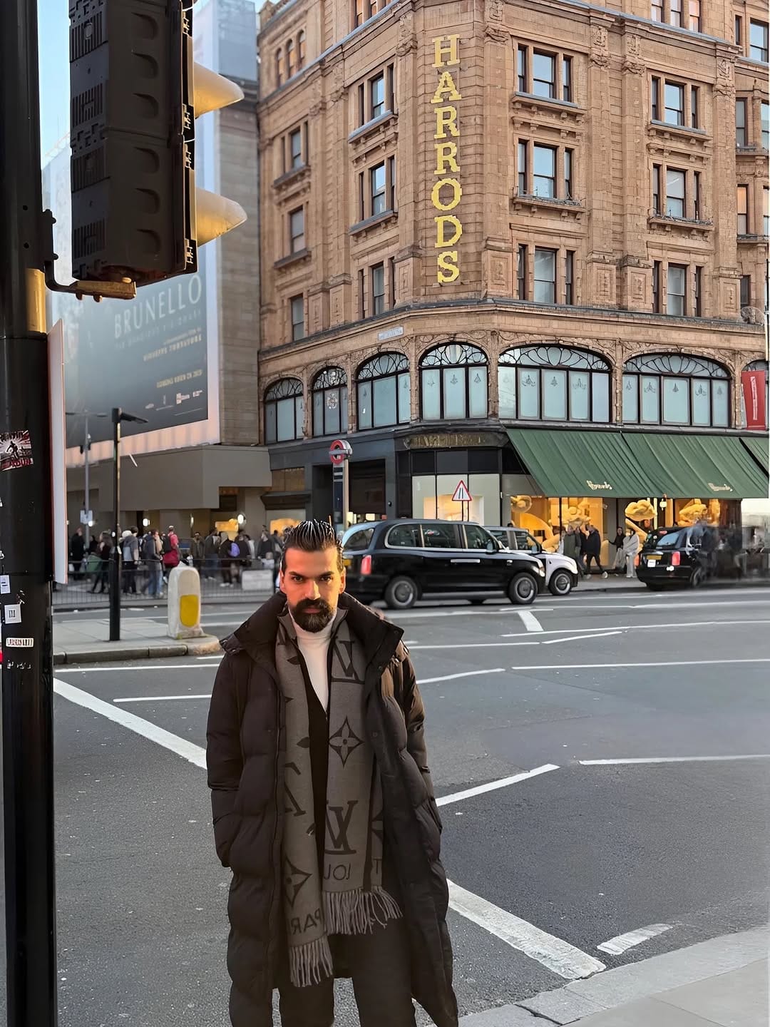 Post 6 by ℍ𝕒𝕫𝕖𝕞 ℍ𝕒𝕞𝕫𝕒𝕙 ™ on Instagram (carousel)