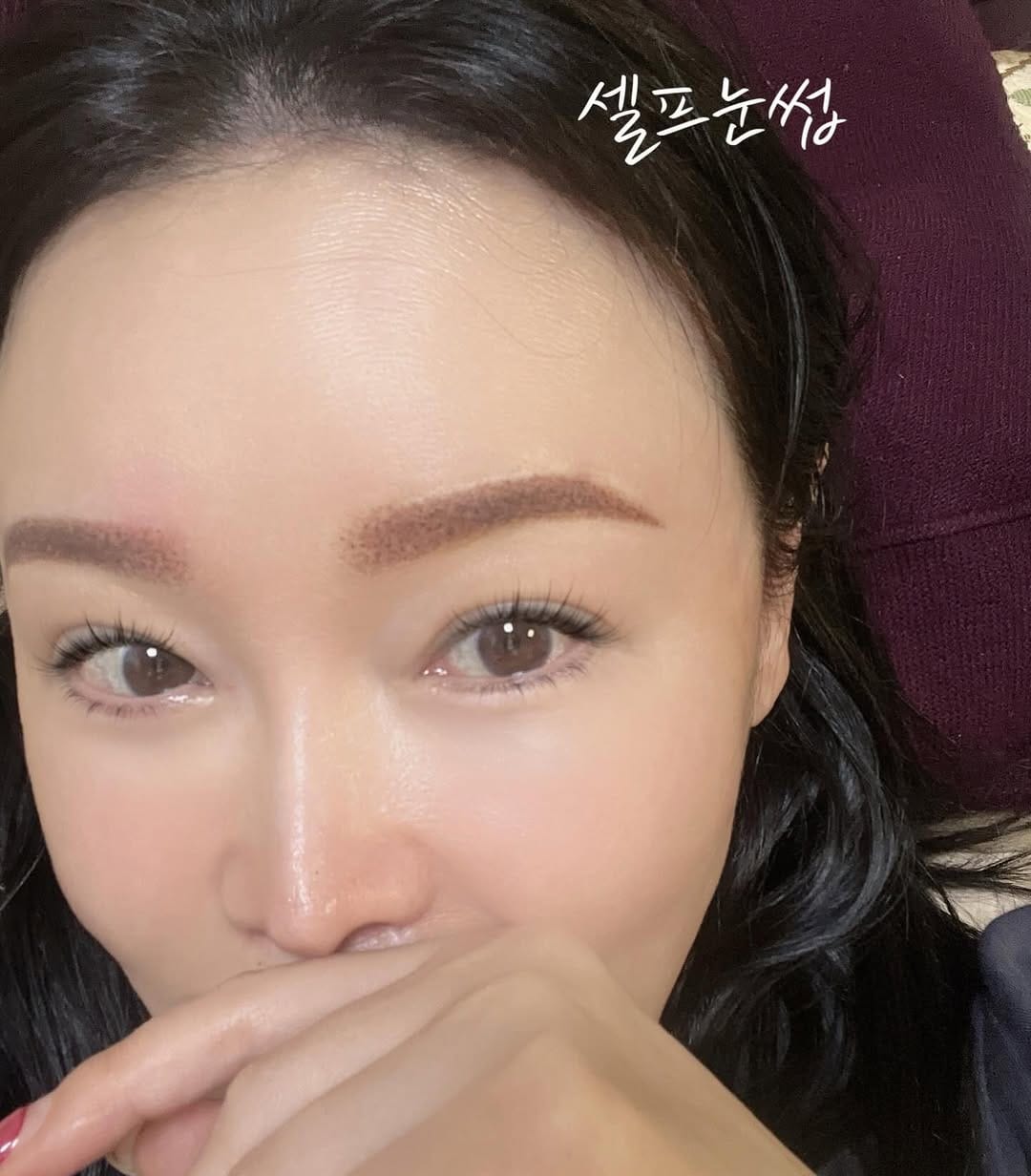 Post 1 by 최지안 on Instagram (carousel)