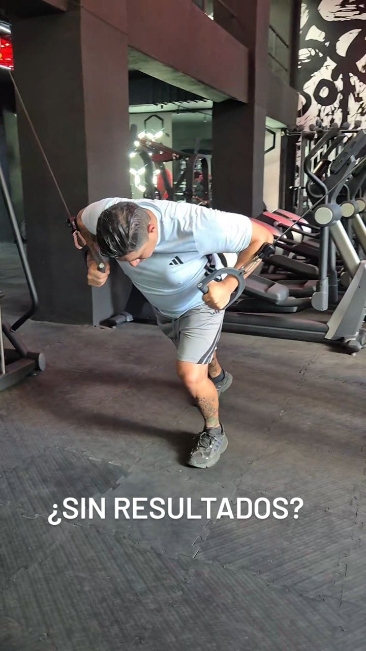 Post 2 by Pedro Hernández on Instagram (video)