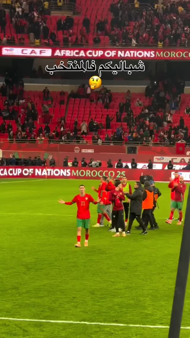 Post 4 by Younes (fitness coach) on Instagram (video)