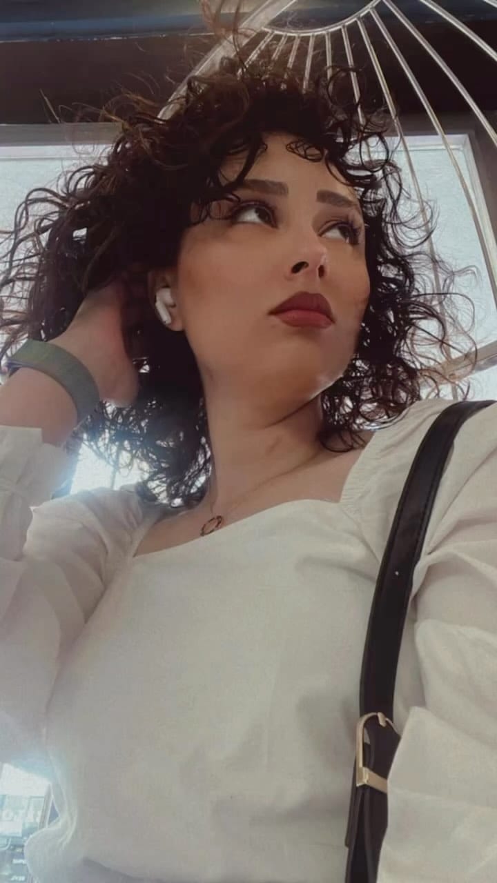 Post 8 by Parisa Afshar on Instagram (video)