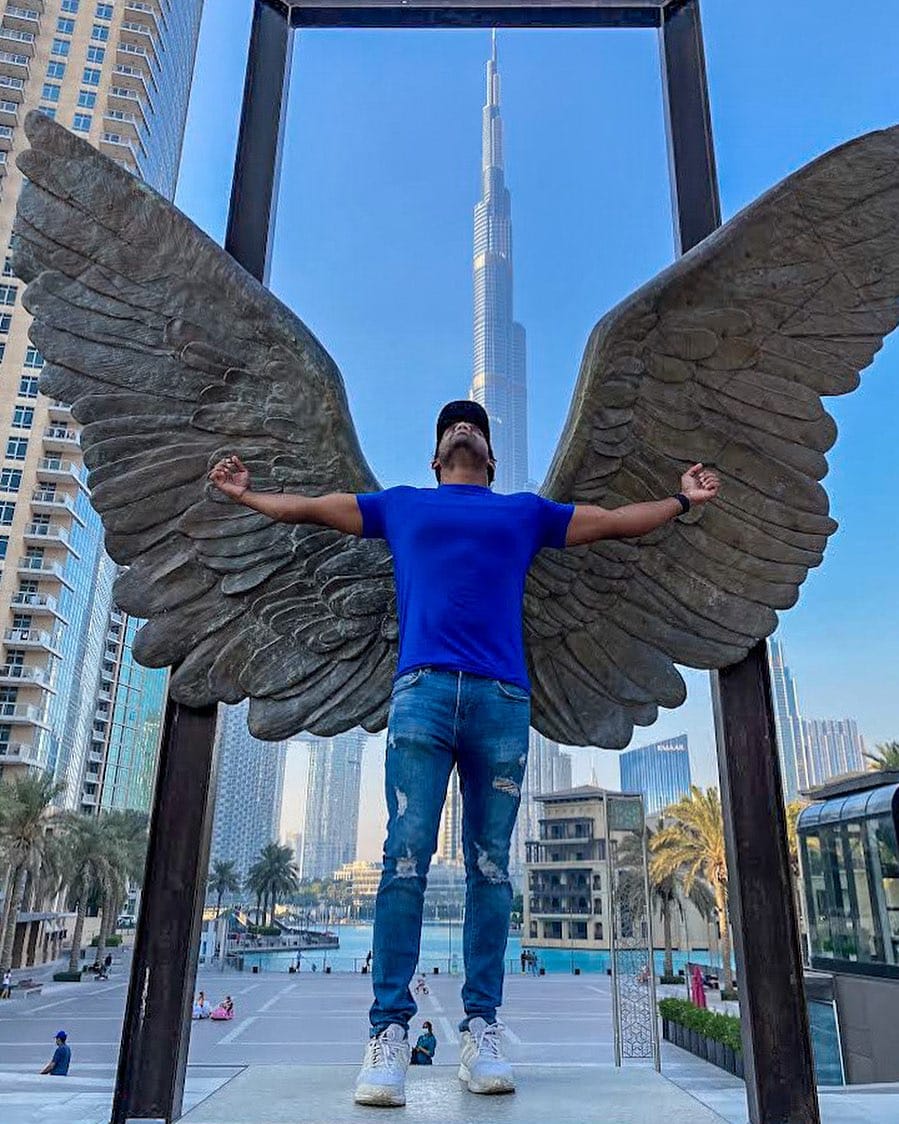 Post 3 by 𝐼𝑔𝓃𝒶𝓉𝒾𝑜𝓊𝓈𝓅𝓇𝒾𝓃𝒸𝑒  on Instagram (image)