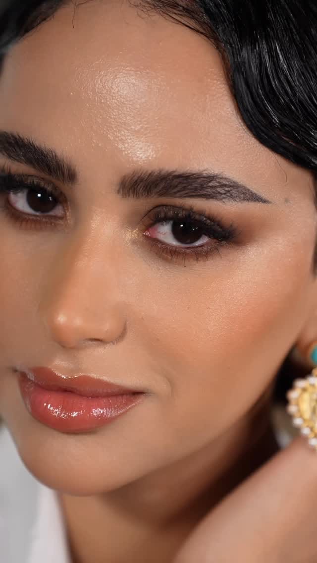 Post 3 by Beauty Salon Abu Dhabi on Instagram (video)