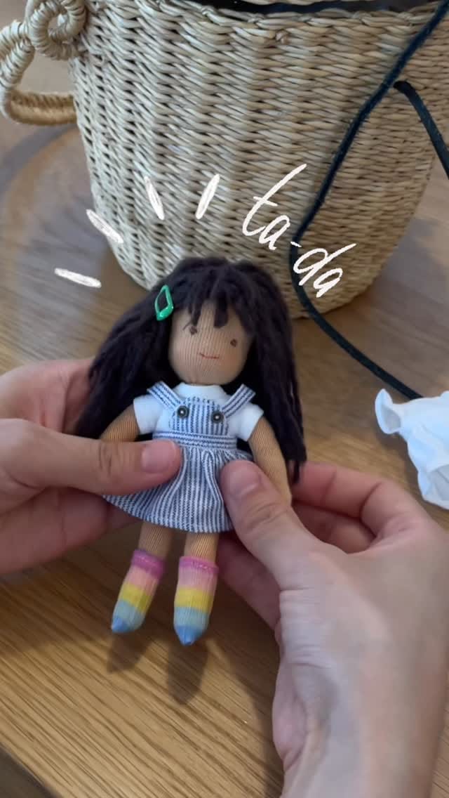 Post 3 by 마이타이니버니 on Instagram (video)