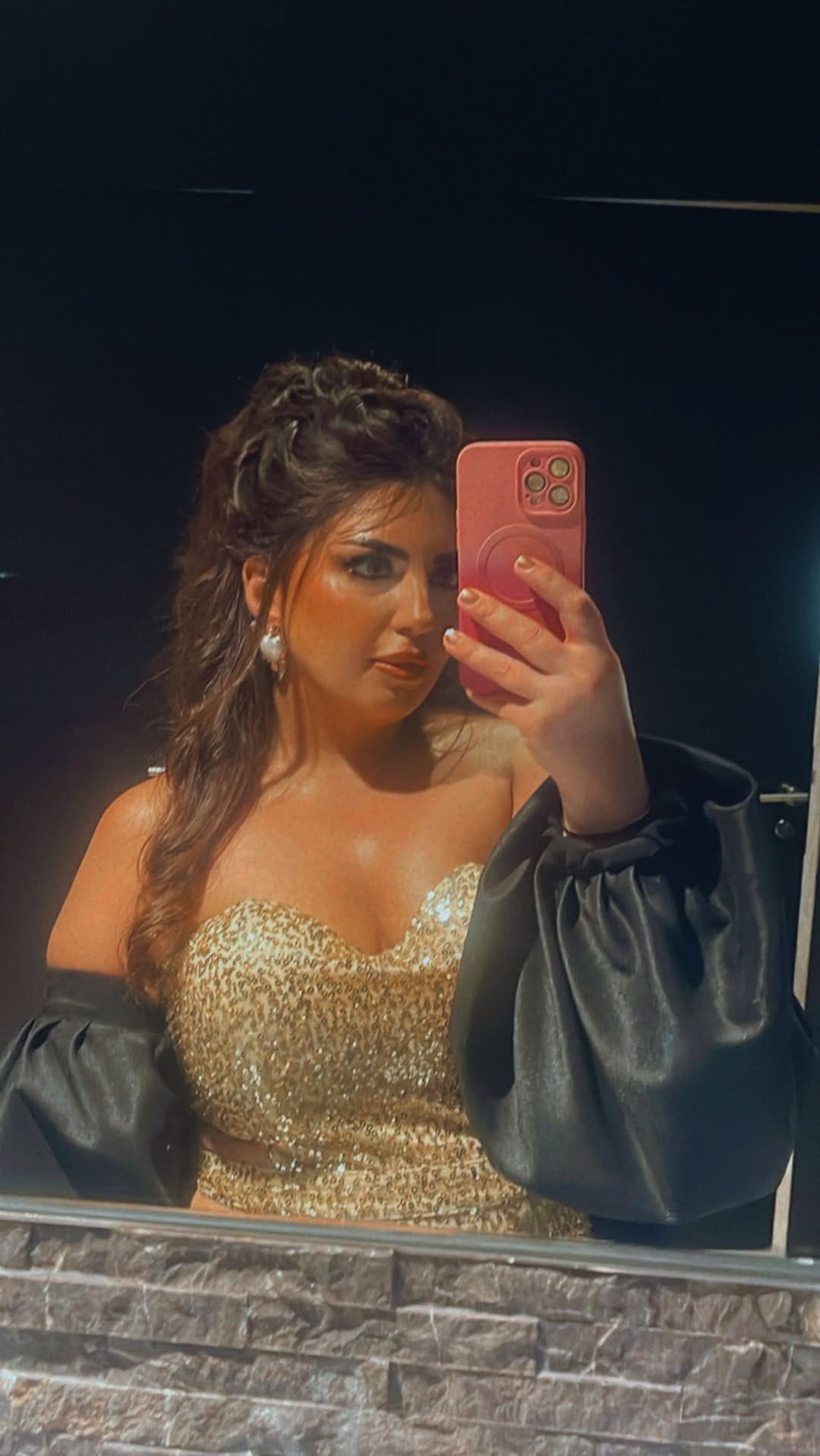 Post 4 by ⚜️RAMONDA FASHION⚜️ on Instagram (video)