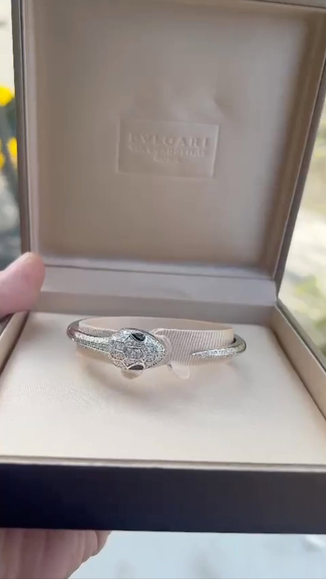 Post 5 by Natural diamonds💎Special jewelry💍Worldwide shipping🌍 on Instagram (video)