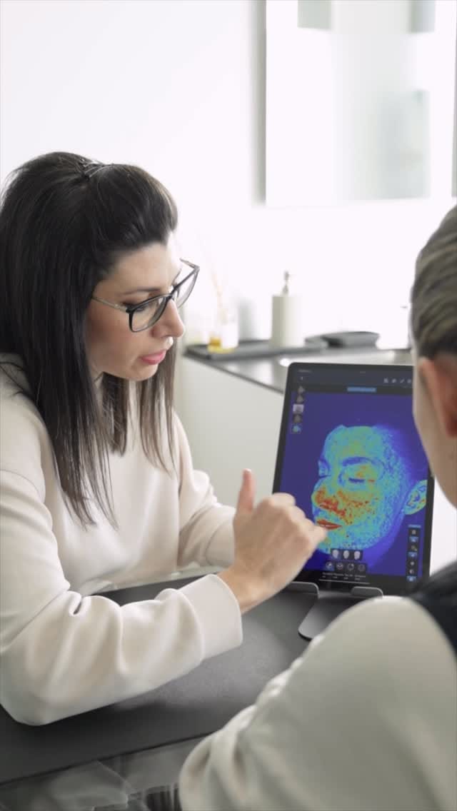 Post 7 by Mónica Dávila Estética on Instagram (video)