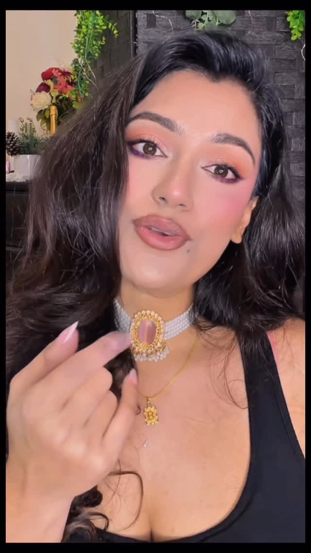 Post 2 by S U B R I N A   M U S T A F A on Instagram (video)