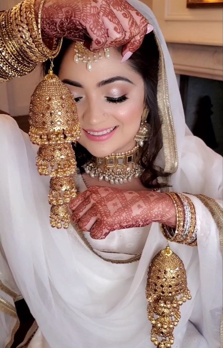 Post 10 by S U B R I N A   M U S T A F A on Instagram (video)