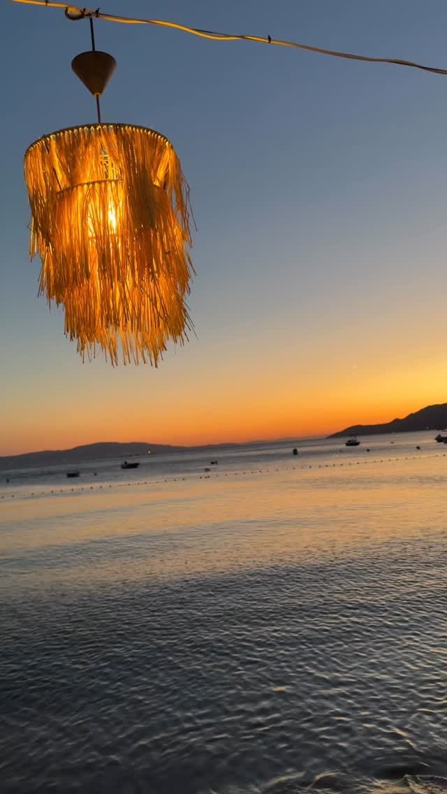 Post 2 by Pınar Yıldırım on Instagram (video)