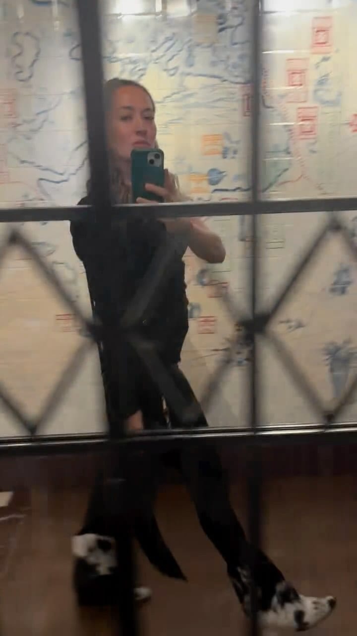 Post 10 by Ana Qué con Qué 🧜🏼‍♀️ on Instagram (video)