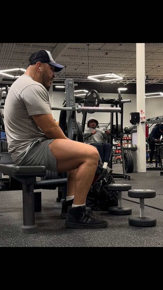 Post 5 by Carlos Martinez on Instagram (video)