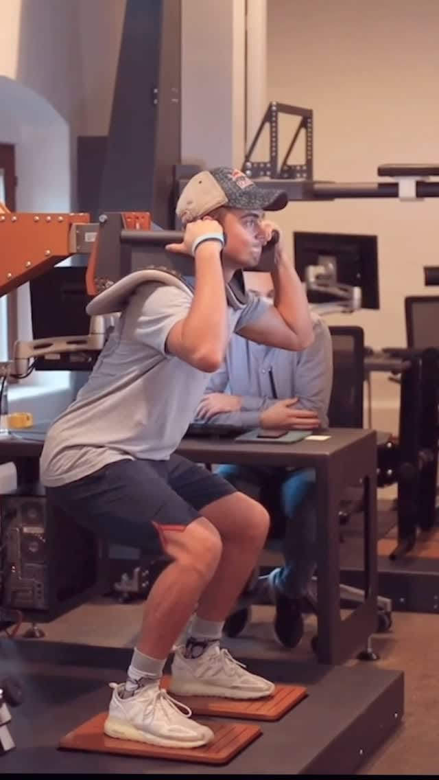Post 3 by Dorien Llewellyn on Instagram (video)