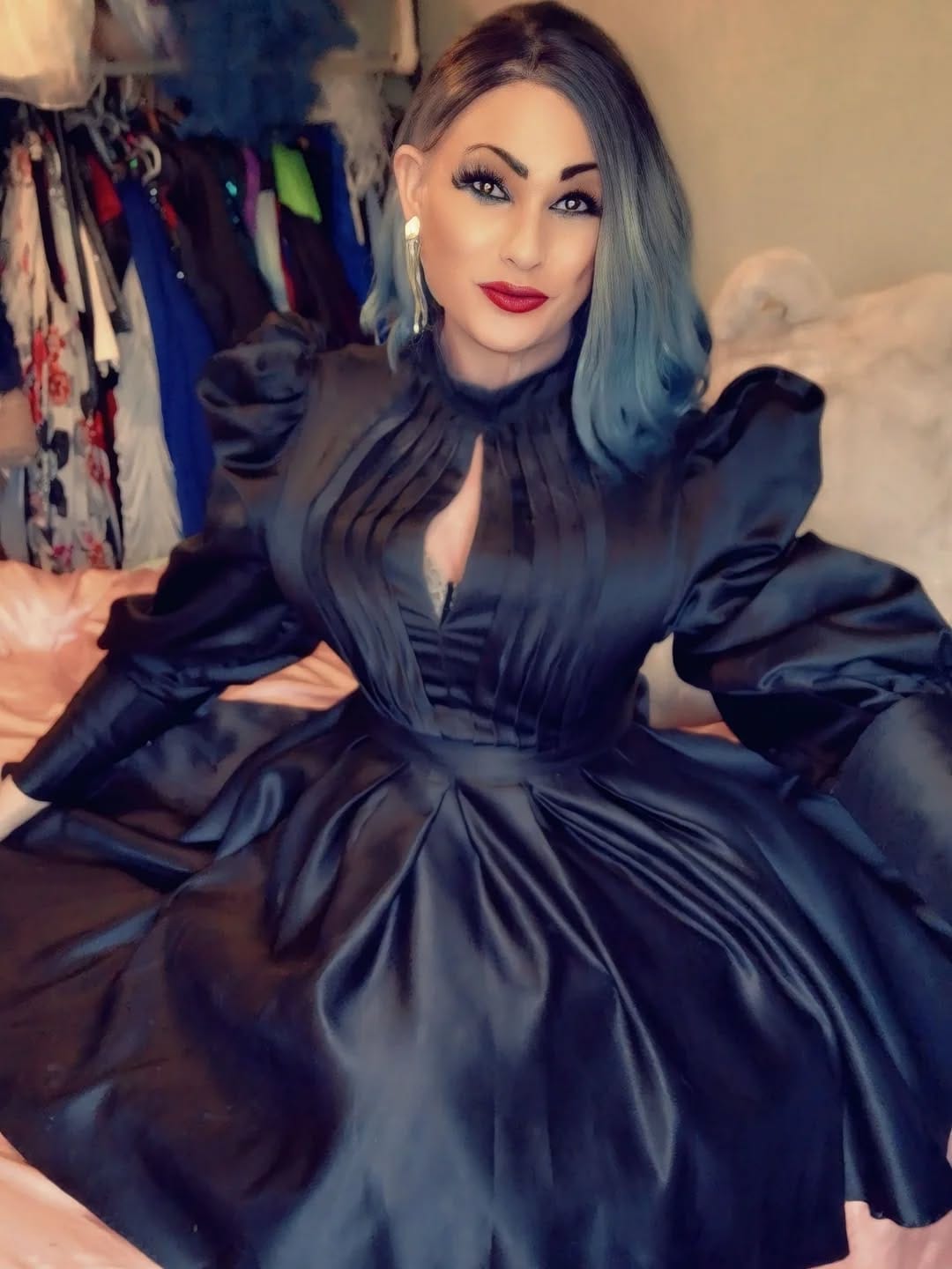 Post 2 by Danielle Shimmer on Instagram (image)