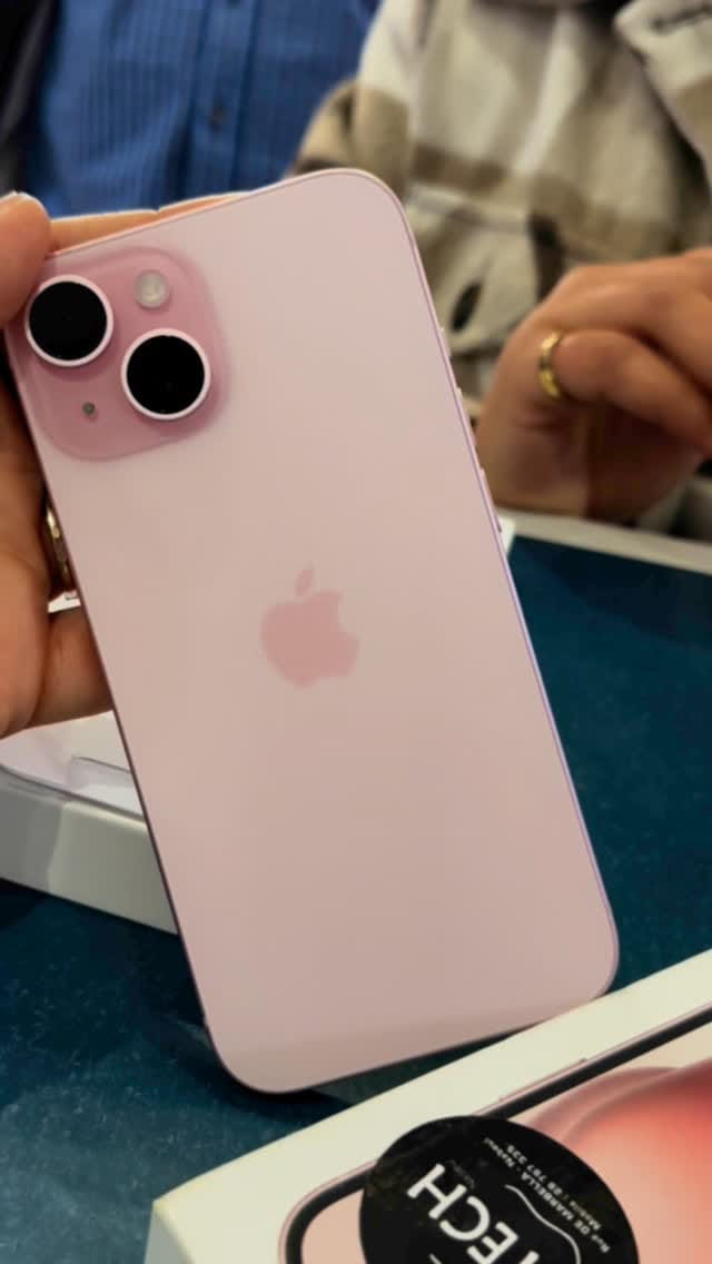 Post 9 by ᑭOᗰᗰᗴ Tᗴᑕᕼ  on Instagram (video)