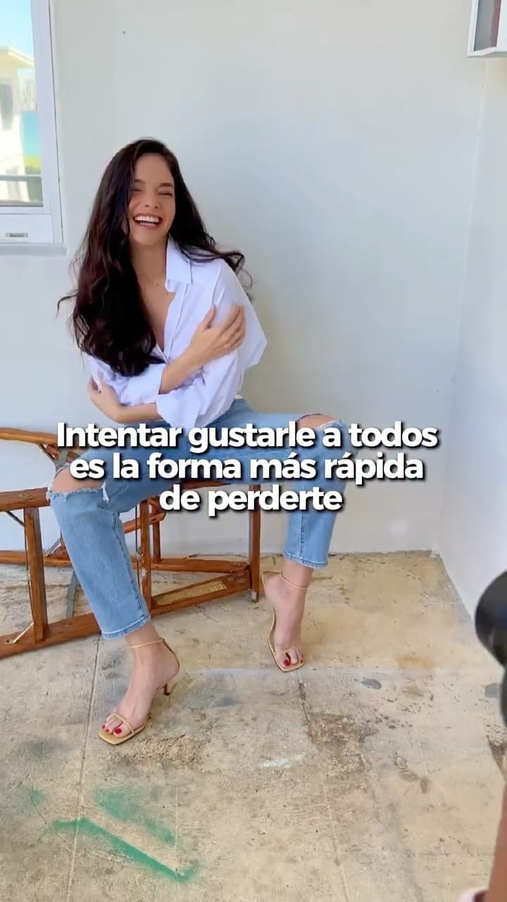 Post 6 by Georgina Bachour on Instagram (video)