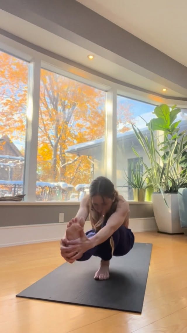Post 4 by Amica Hilton | Yoga Teacher on Instagram (video)