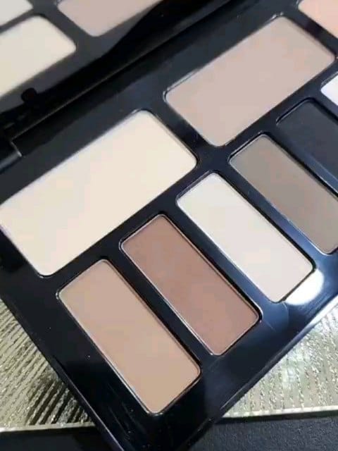 Post 4 by Bella Obsesion - Makeup Store on Instagram (carousel)