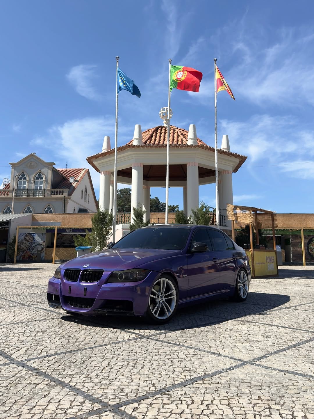 Post 9 by ɪɴᴇꜱ ʀᴏᴄʜᴀ on Instagram (carousel)