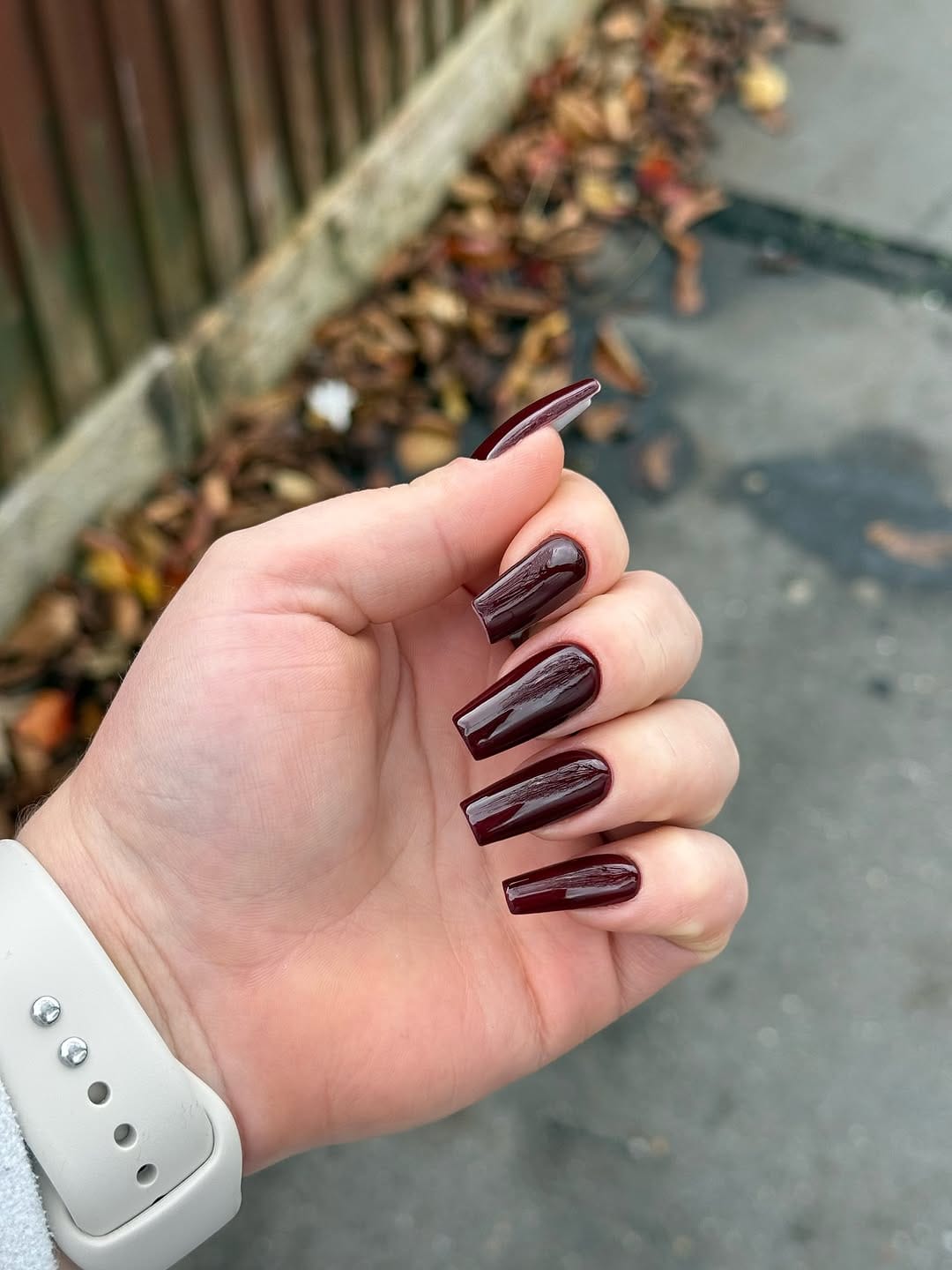 Post 6 by •roksolananails• on Instagram (carousel)