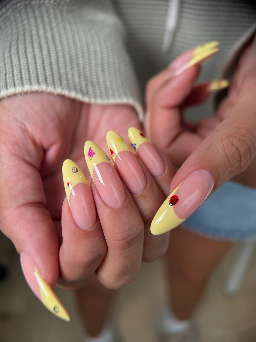 Post 10 by •roksolananails• on Instagram (carousel)