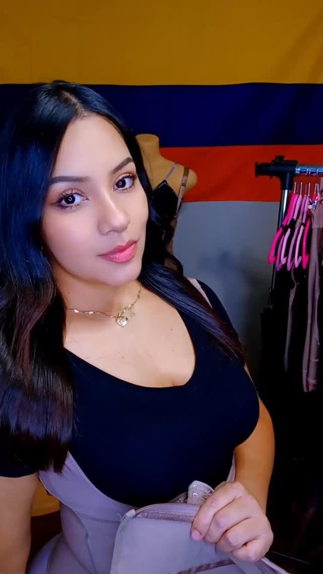 Post 5 by Geysell | Makeup Artist ❤️ on Instagram (video)