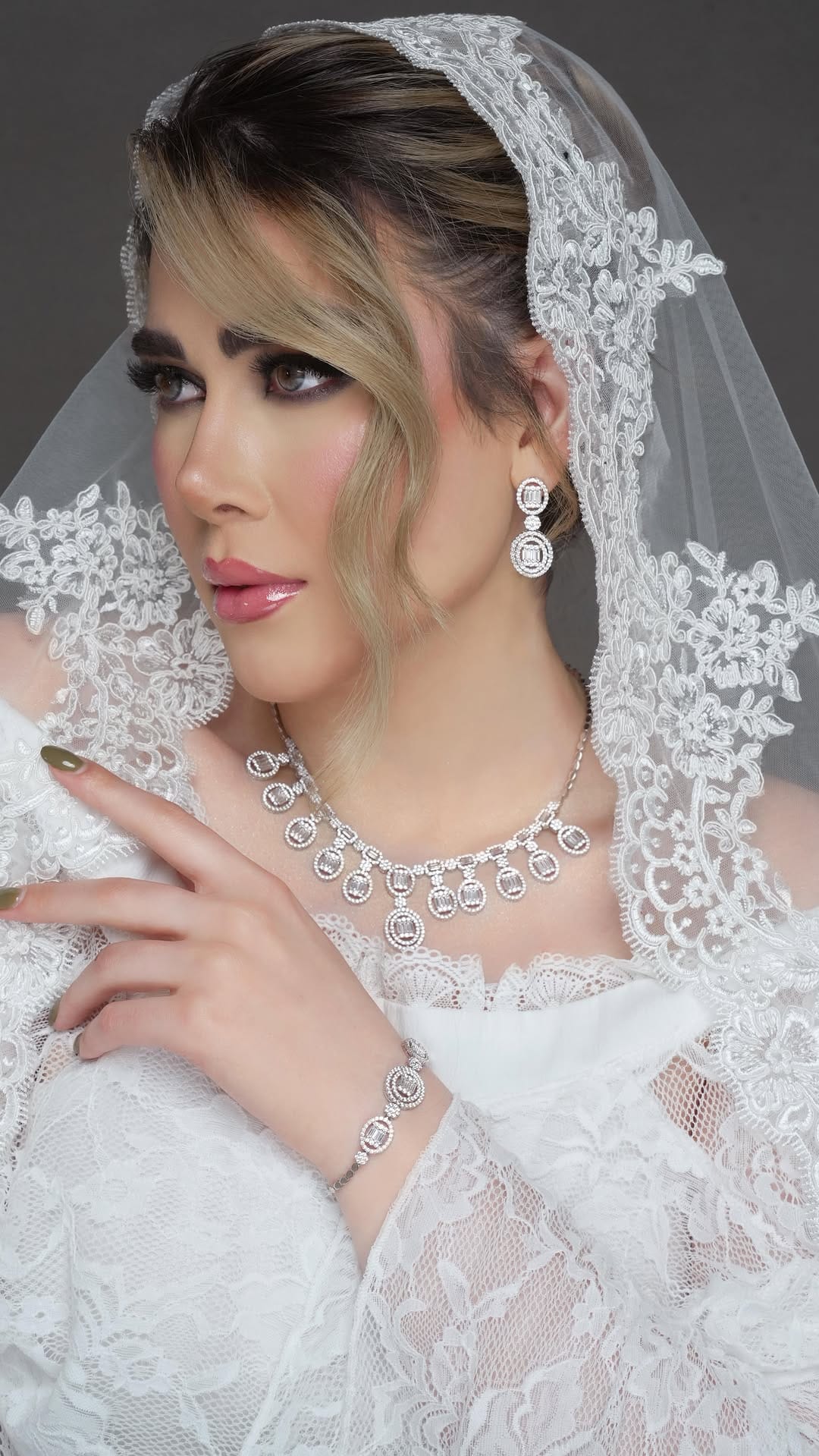 Post 2 by Mahtab Bijan on Instagram (video)