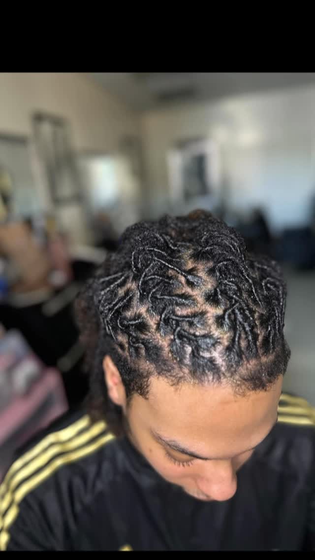 Post 7 by Gwinnett salon | Sewin & Microloc Extensions on Instagram (video)