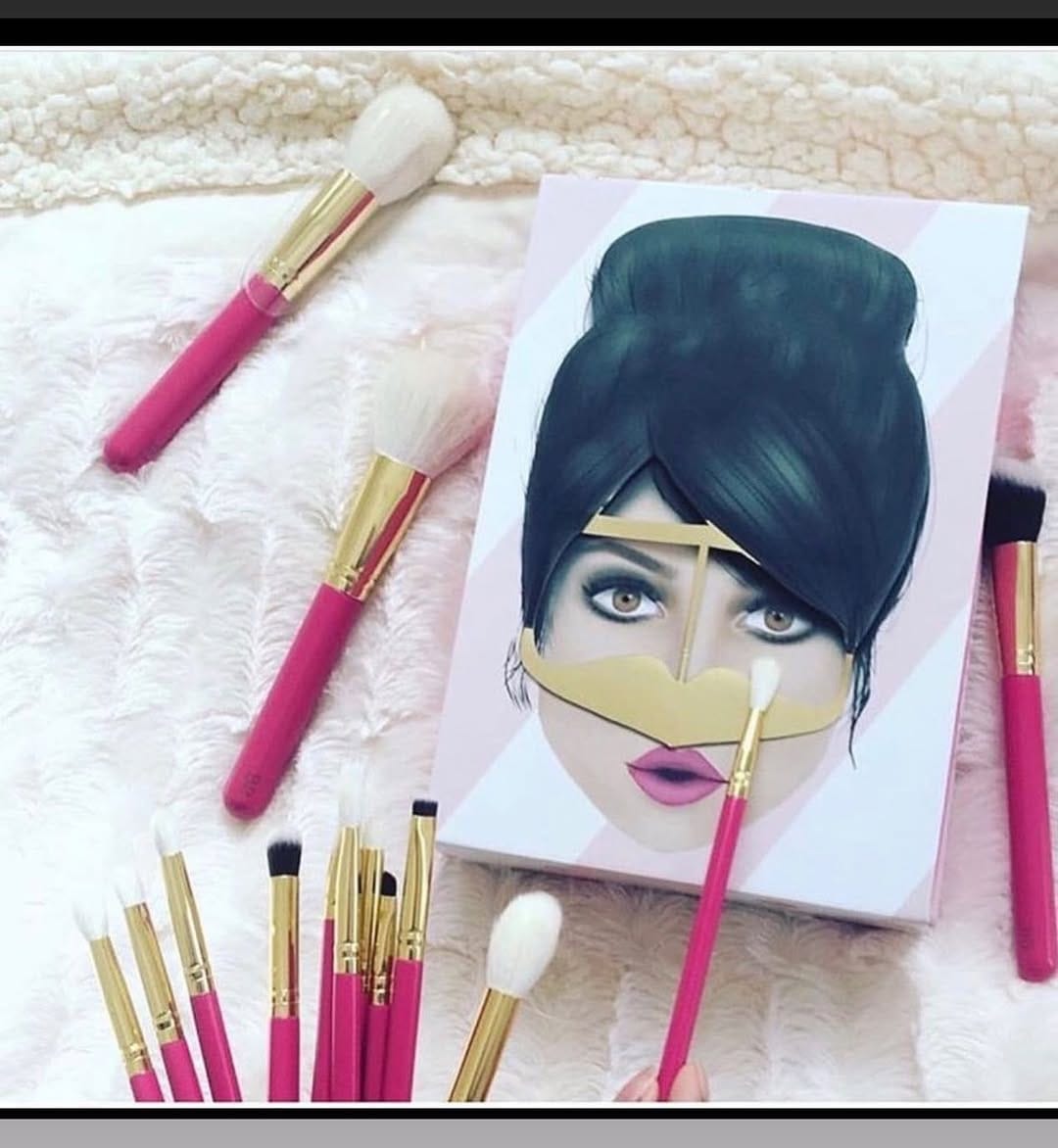 Post 6 by Burqa Cosmetics on Instagram (image)