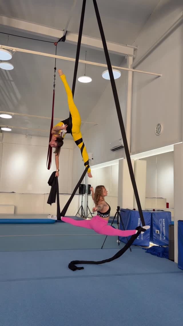 Post 1 by Maria Kurnikova on Instagram (video)
