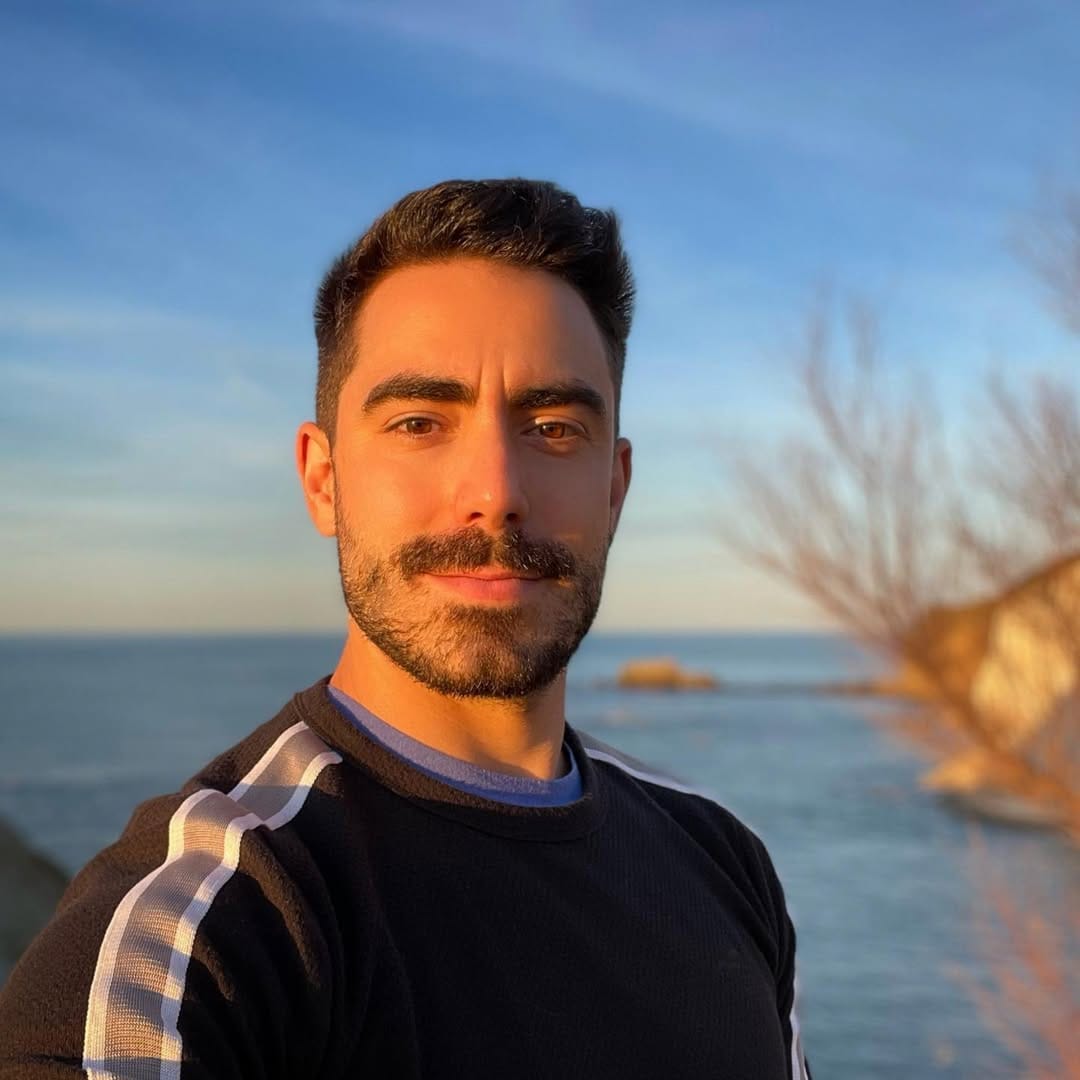 Post 8 by Josu on Instagram (image)