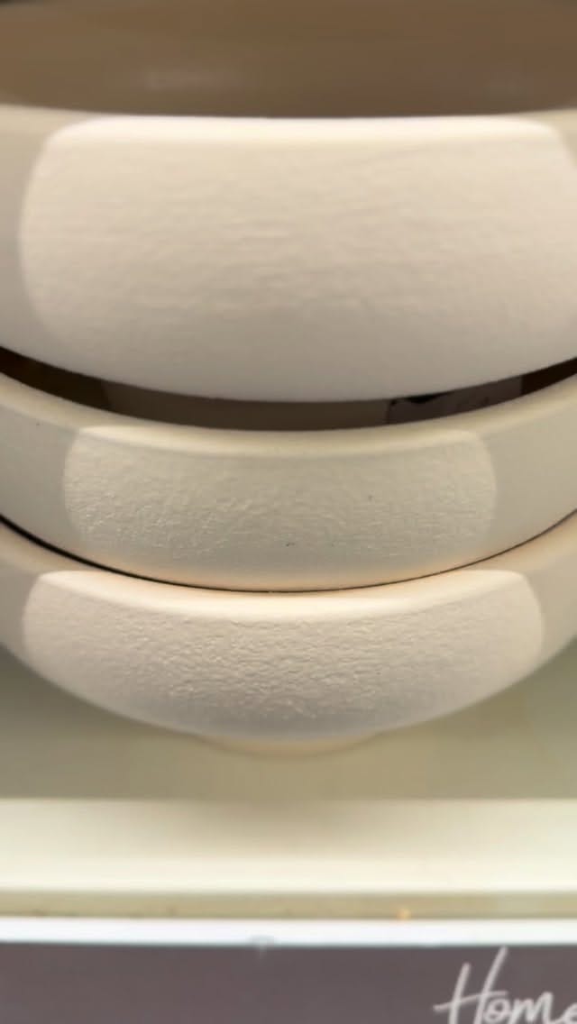 Post 7 by Homessentials on Instagram (video)