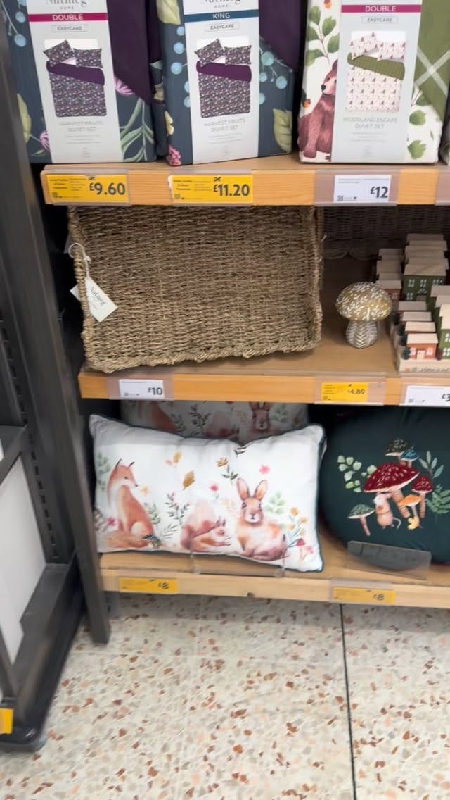 Post 9 by Homessentials on Instagram (video)