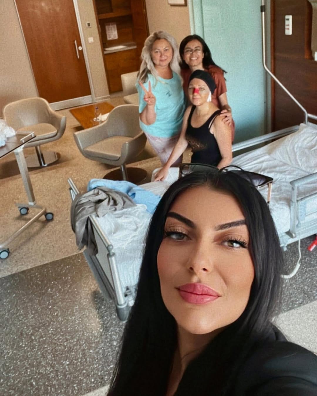 Post 3 by Ezgi Beyceoğlu on Instagram (image)