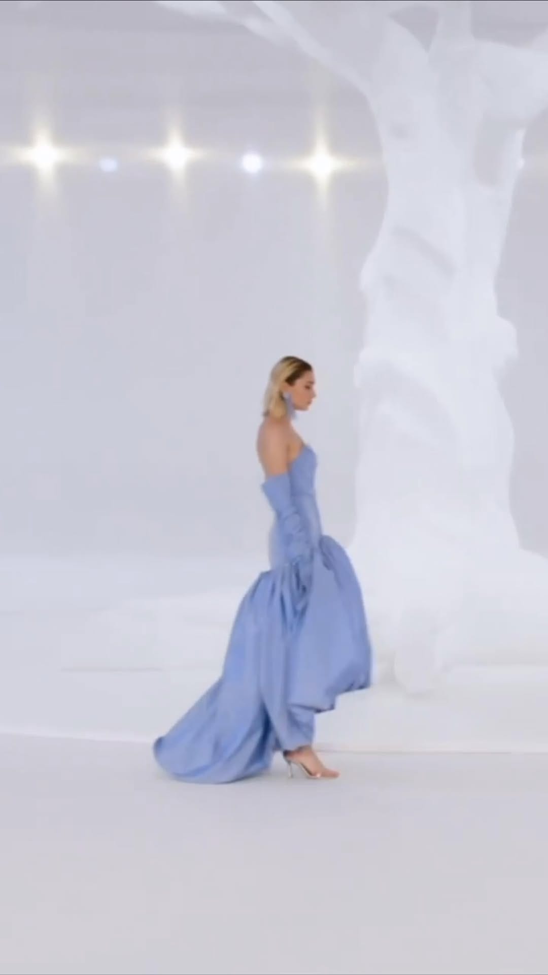 Post 1 by Lily valley on Instagram (video)