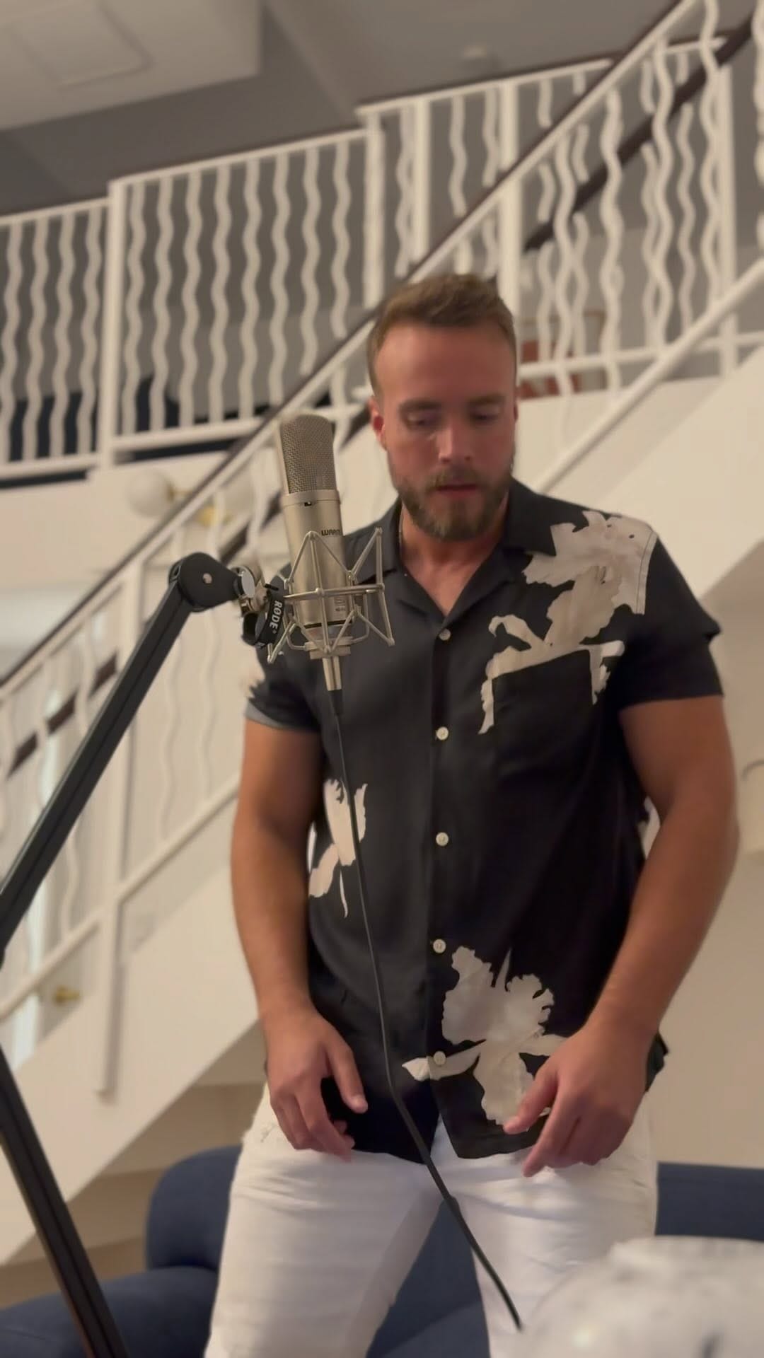 Post 2 by Jordon Feres on Instagram (video)
