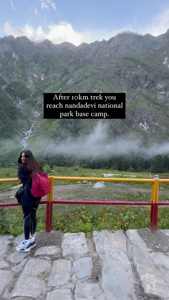Post 10 by Makeup by srishti patel on Instagram (video)