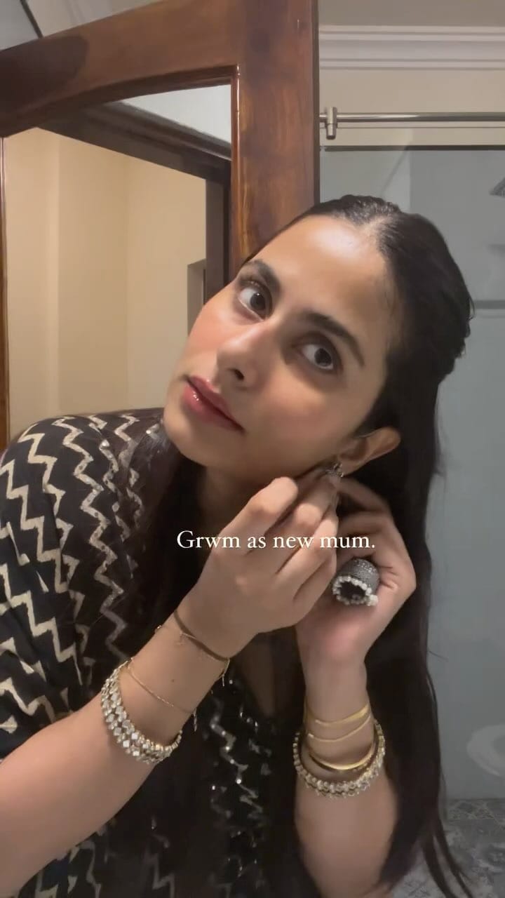 Post 9 by Makeup by srishti patel on Instagram (video)