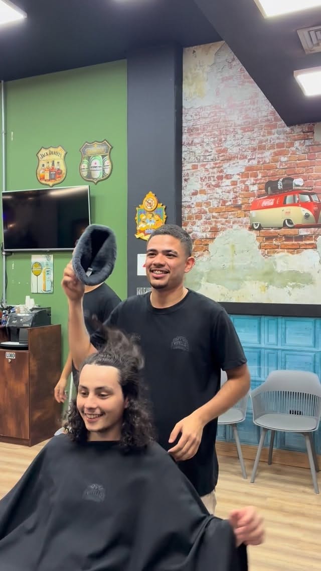 Post 1 by Barbearia Vitello on Instagram (video)