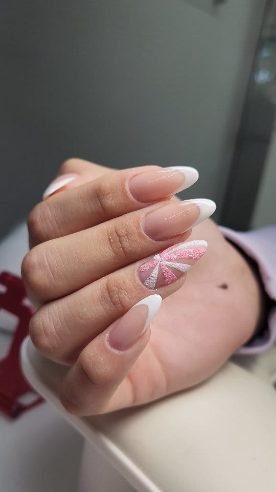 Post 7 by Miranda's Beauty & Nails Salon on Instagram (video)