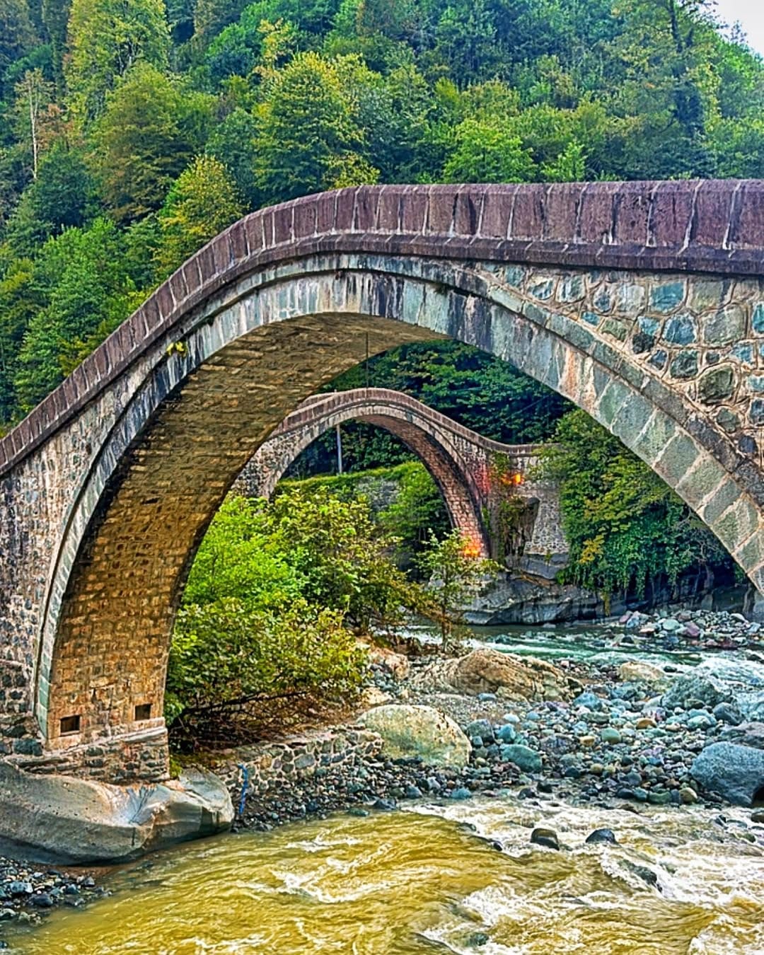 Post 10 by Ahmet M. on Instagram (image)