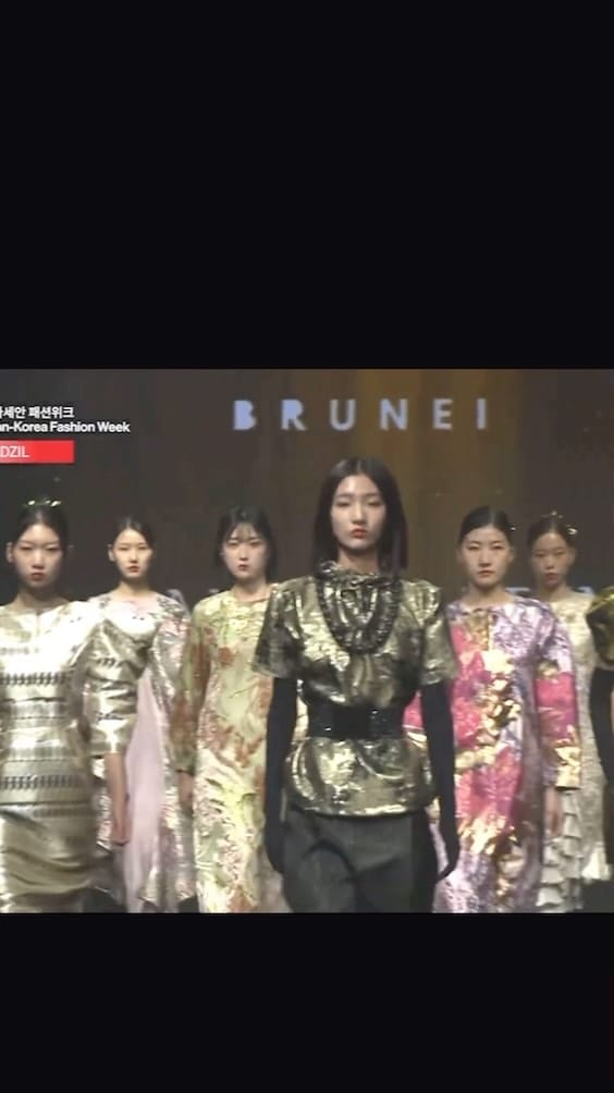 Post 6 by ▫️Chantique Brunei on Instagram (video)